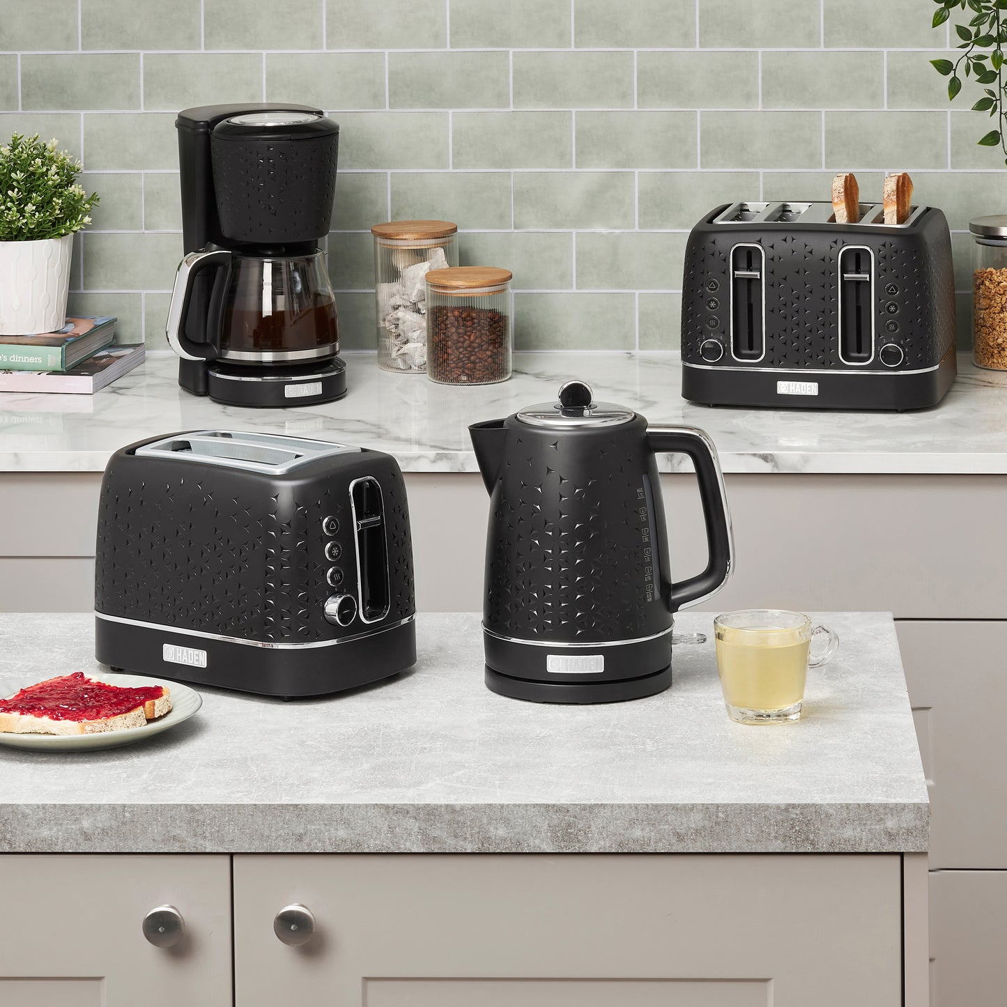 Starbeck Black & Chrome 4 Slice Toaster
