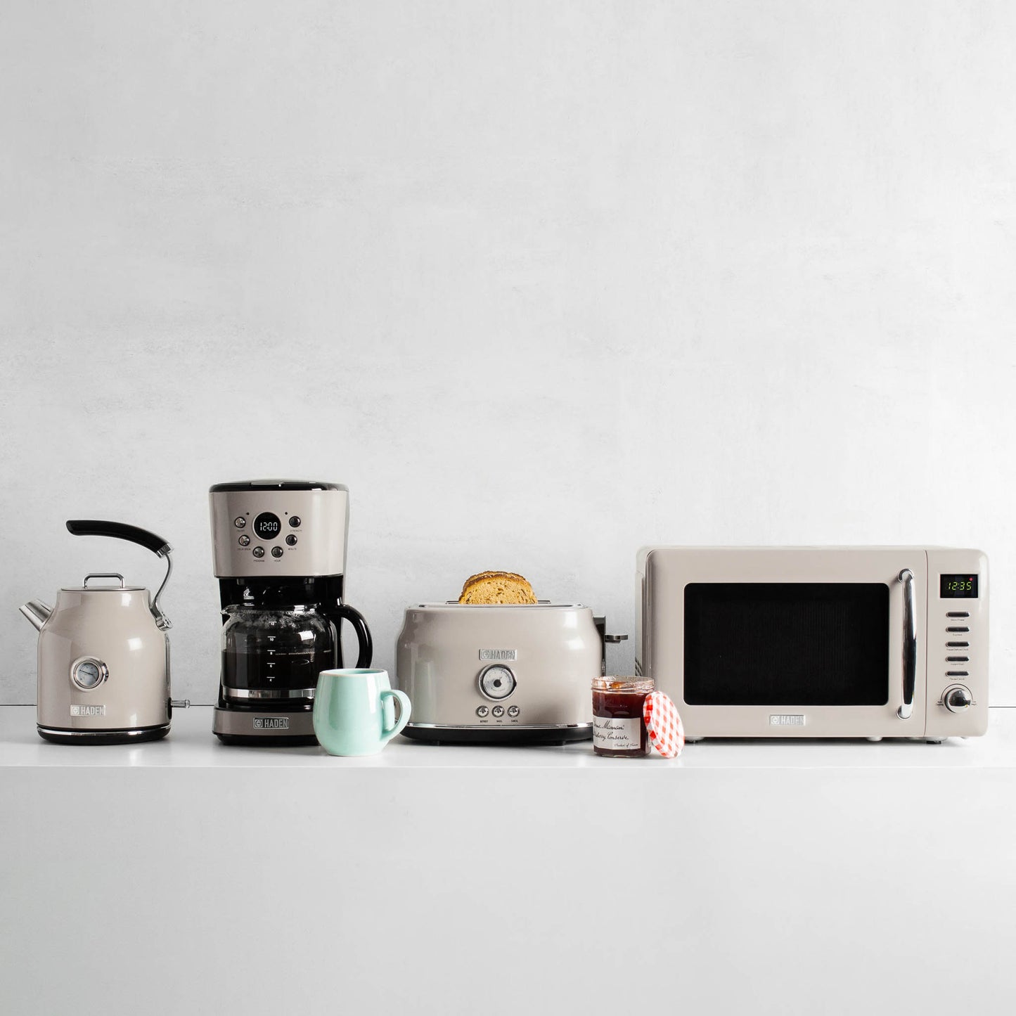 Microwave Putty Coloured Kettle And Toaster Haden Haden Jersey