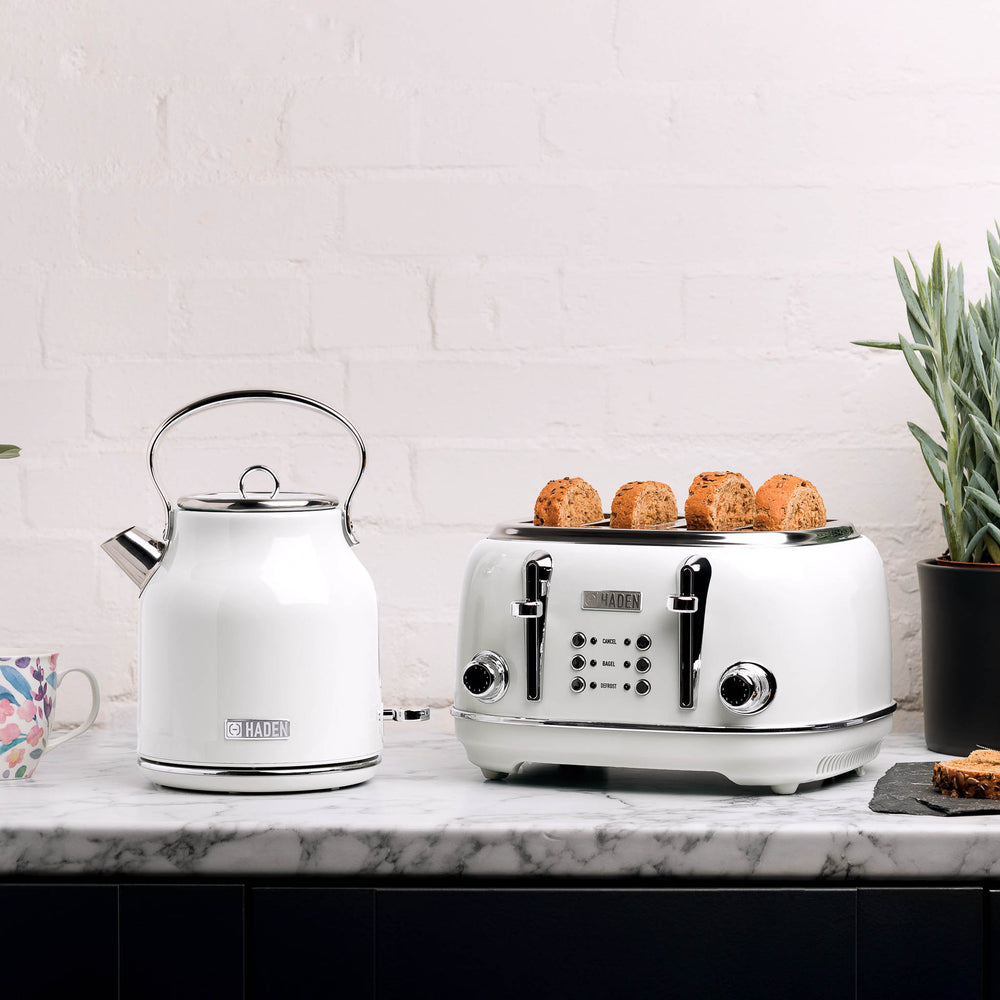 Heritage Ivory Electric Kettle