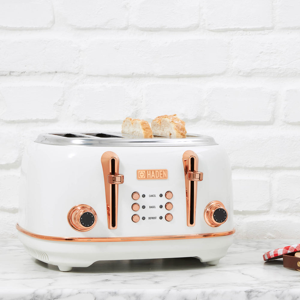 
                
                    Load image into Gallery viewer, Heritage Ivory &amp;amp; Copper 4-Slice Toaster
                
            